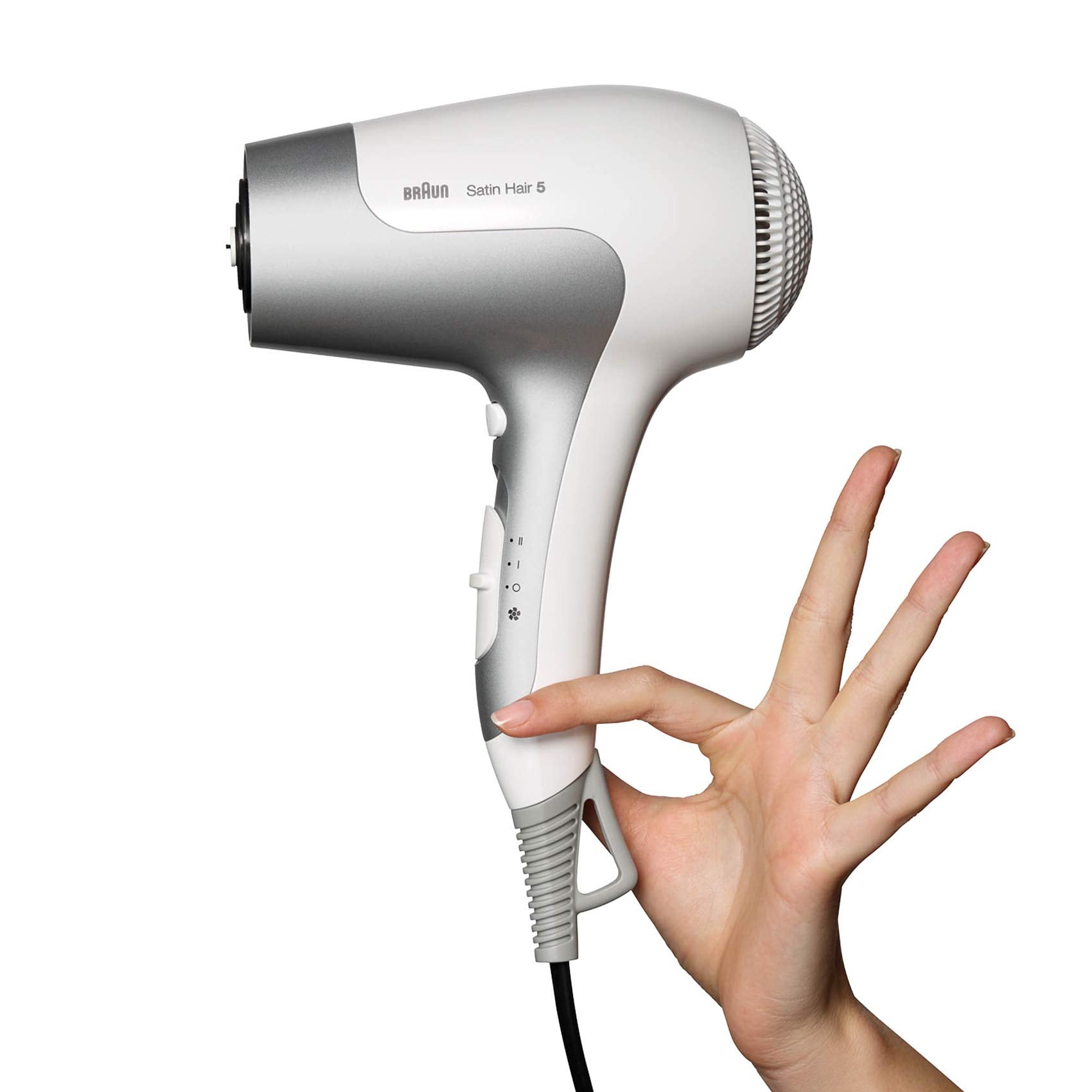 Braun Satin Hair 5 Hd 585 Hair Dryer With Diffuser And Ionic Function مجفف شعر براون ساتين هير 5 مع موزع هواء وخاصية الايونات من براون، طراز Braun Satin Hair 5 Hd 585 Hair Dryer With Diffuser And Ionic Function مجفف شعر براون ساتين هير 5 مع موزع هواء وخاصية الايونات من براون، طراز